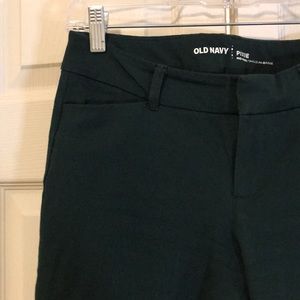 CLOSEOUT/MOVING SALE — Old Navy Green Pixie Pant